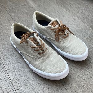 Men’s size 8.5 Sperry sneakers